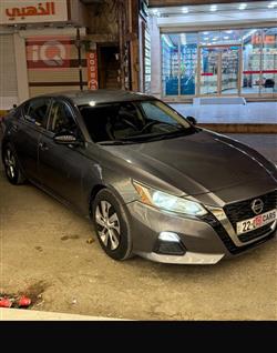 نيسان ألتيما